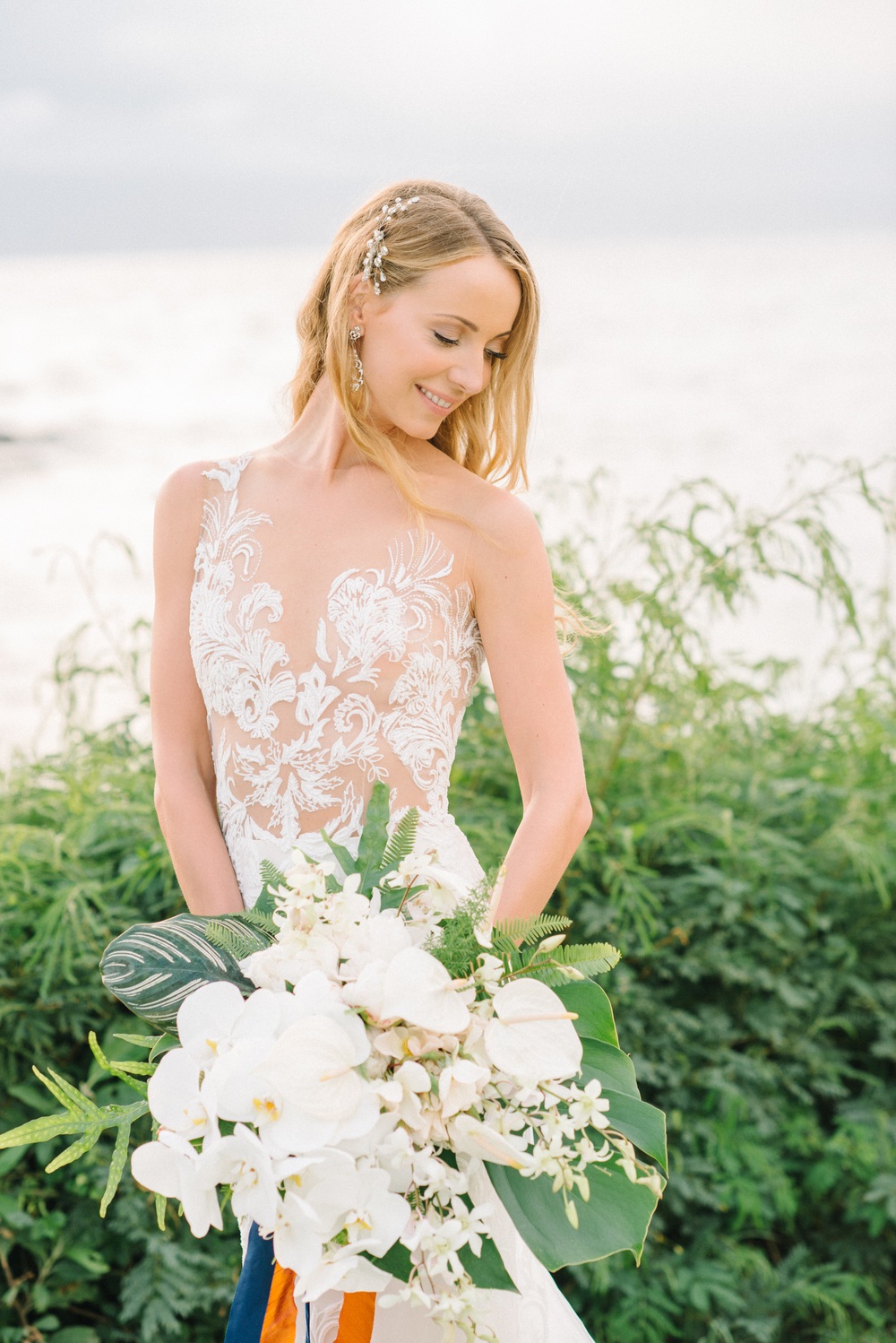 Tropical Maui Wedding Coral Honey Hues 01 1